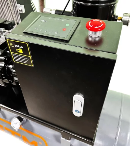 Компрессор воздушный GTM DLG3V 230, винтовой, маслянный, рес-100л 350л/мин 220В