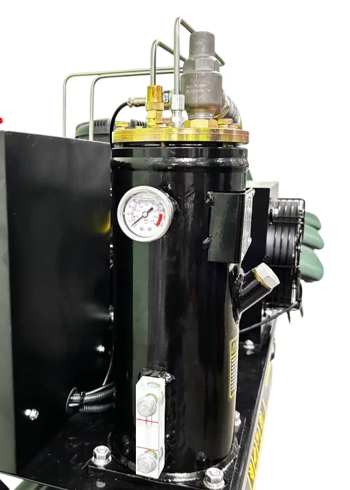 Компресор повітряний GTM DLG5.5V, гвинтовий, масляний, 680л/хв, 380В