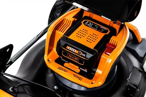Газонокосарка акумуляторна GTM LM56/480SP-V, ширина різання 48см, 56В, самохідна, без АКБ і зарядного (BARE TOOL)