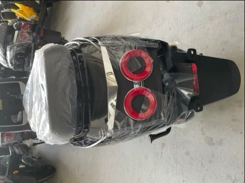 Електроскутер GTM Flex Pro, 2000W, 72V, 38Ah, швидкість 60км/год, запас ходу 110км