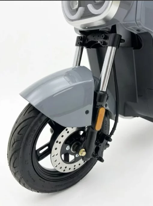 Електроскутер GTM U-800-D, 800W, 60V, 20Ah, до 45 км/год, запас ходу до 60 км