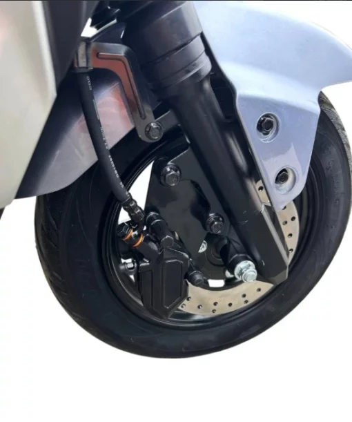 Електроскутер GTM C-EV 1200, 1200W, 72V, 20Ah, швидкість - 50км/год